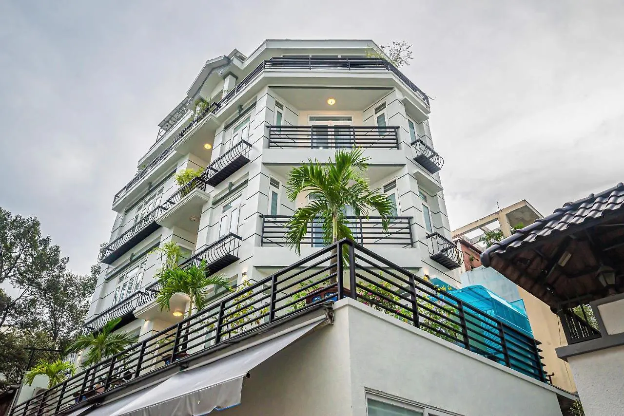 Apartment Cozrum Homes - Retro House Ho Chi Minh City